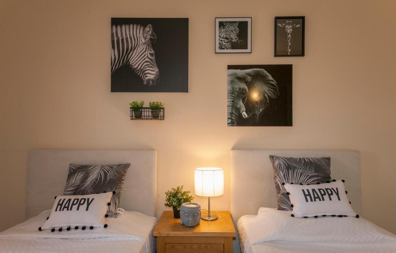 B02 - Fantastic Apartment With Pool 포티마오 외부 사진